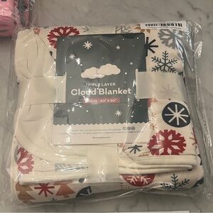 Little Sleepies Modern & Merry Large Cloud Blanket